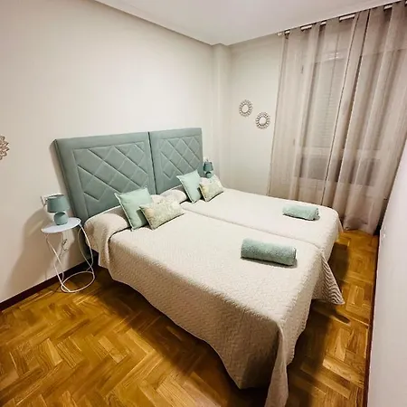 Parque Del Oeste Appartamento Oviedo